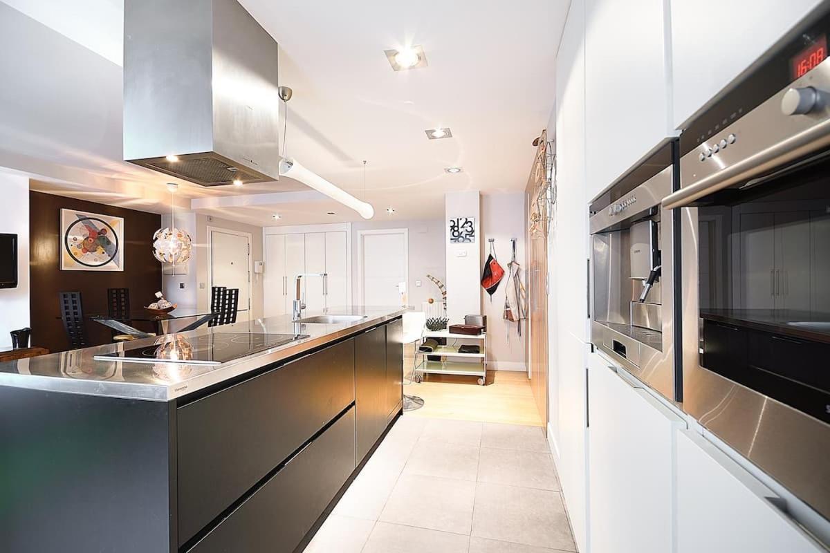 Ferienwohnung Piso Moderno, Centrico Y Con Garaje Gratis Bilbao Exterior foto