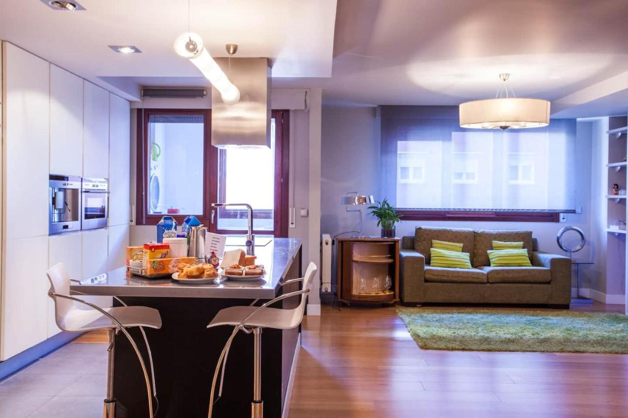 Ferienwohnung Piso Moderno, Centrico Y Con Garaje Gratis Bilbao Exterior foto