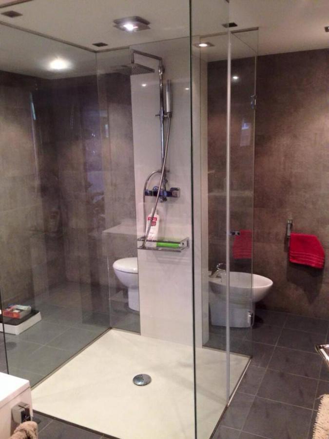 Ferienwohnung Piso Moderno, Centrico Y Con Garaje Gratis Bilbao Exterior foto